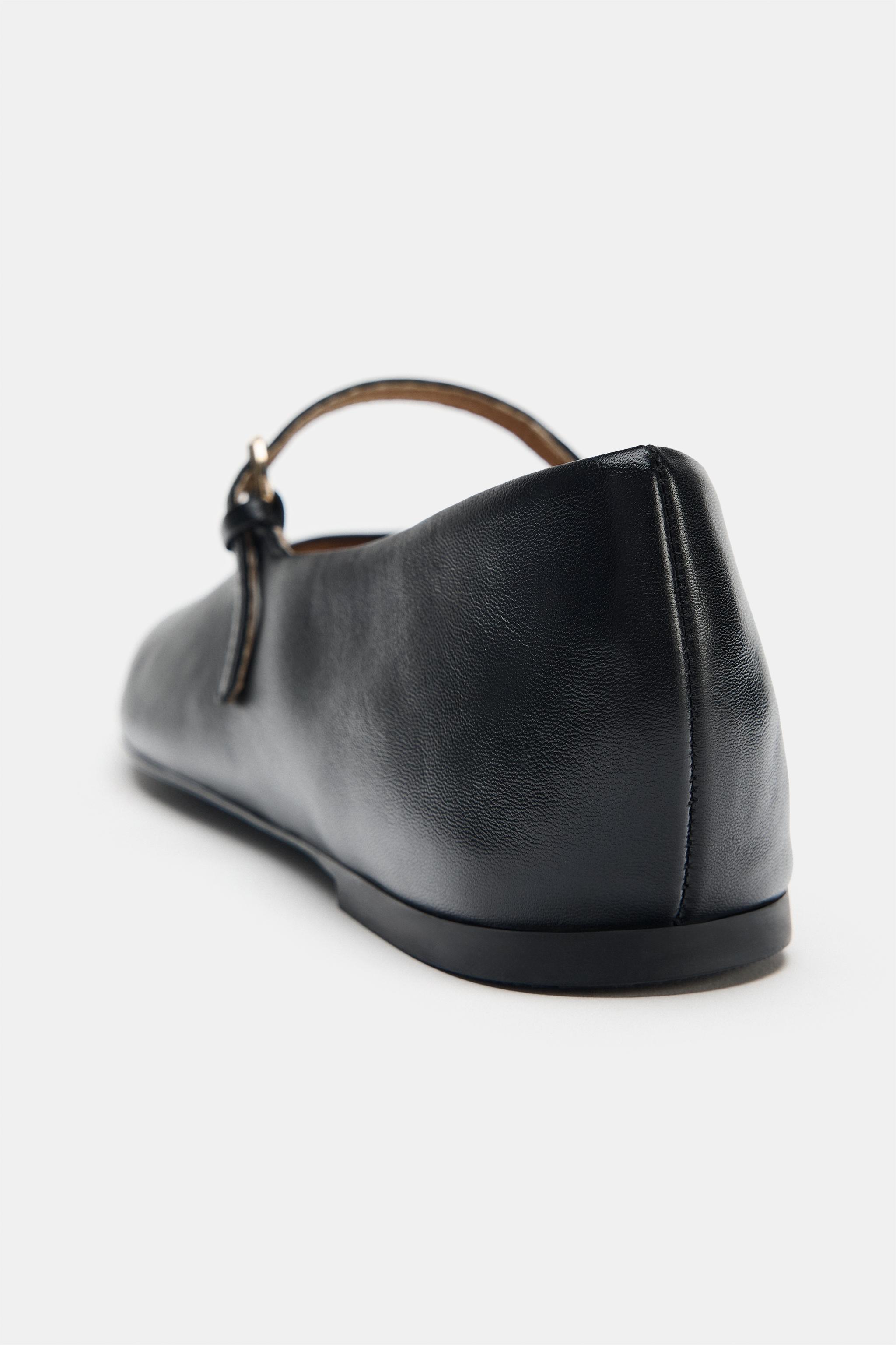LEATHER BALLET FLATS